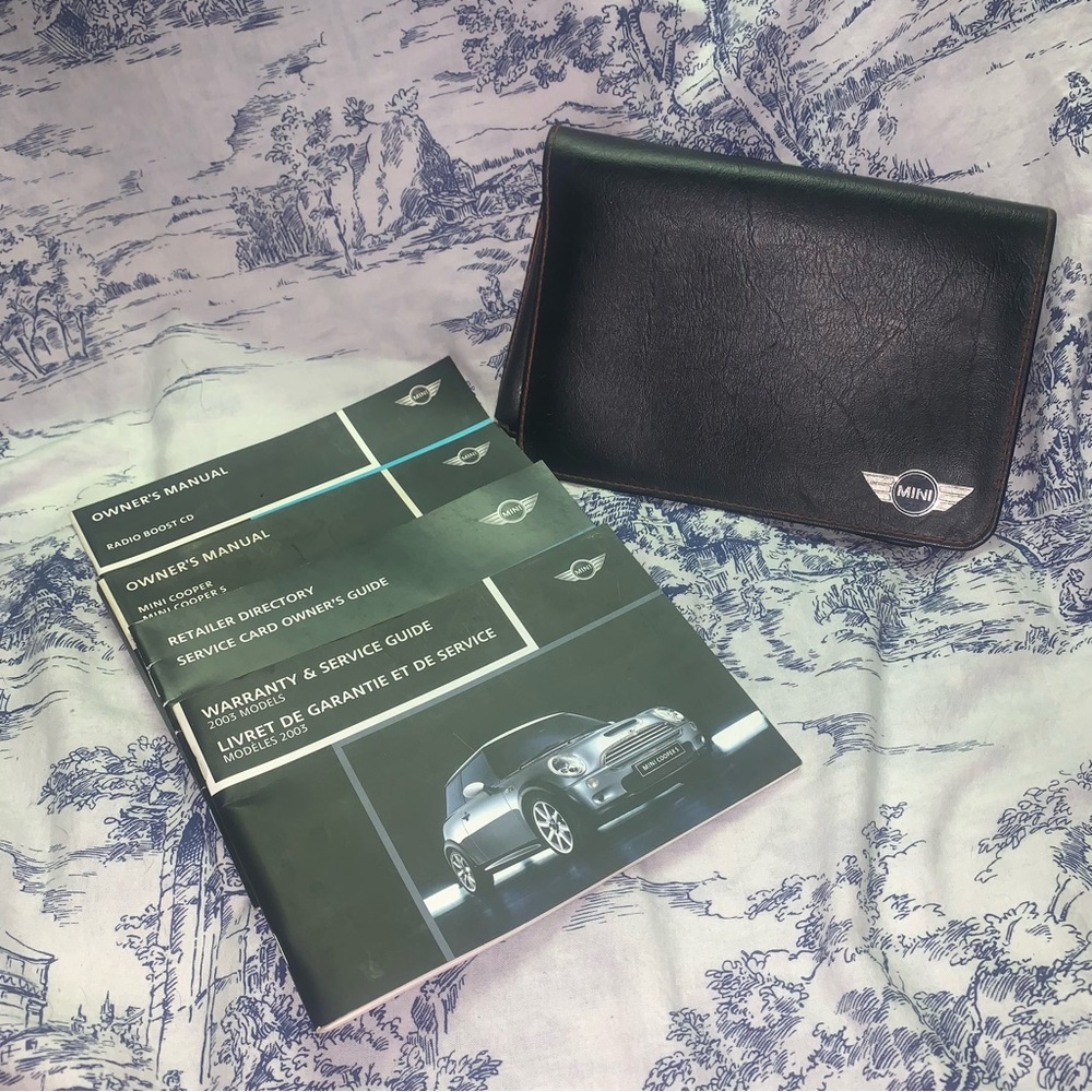 2003 MINI Cooper (s)Owners Manual/ Operators Guides Books With Leather Pouch